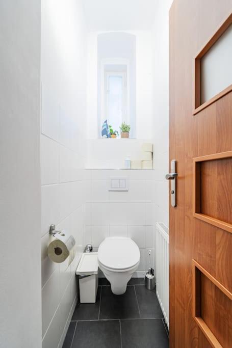117 M² Near Nussdorferstrasse Apartment Виена Екстериор снимка