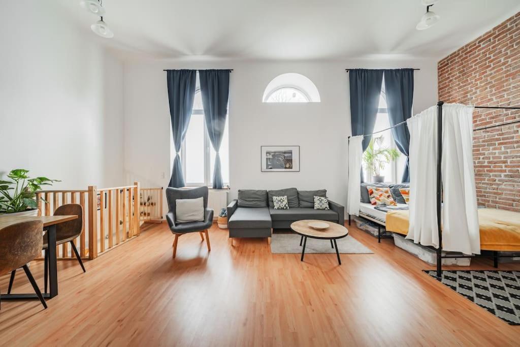 117 M² Near Nussdorferstrasse Apartment Виена Екстериор снимка