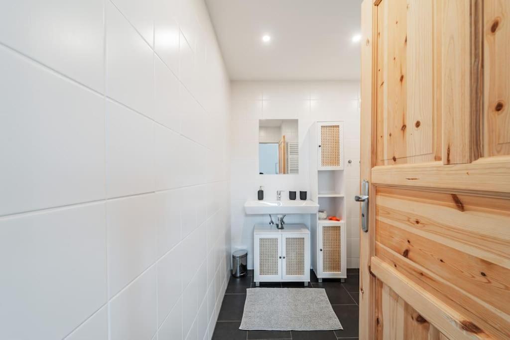 117 M² Near Nussdorferstrasse Apartment Виена Екстериор снимка